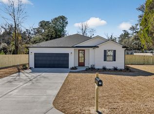 205 Garbon Dr, Summerville, SC 29485