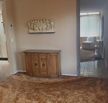 4th image of 6227 Baker Ave NE