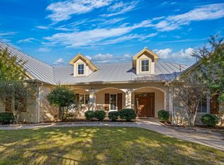 326 River Valley Rd, Ingram, TX 78025