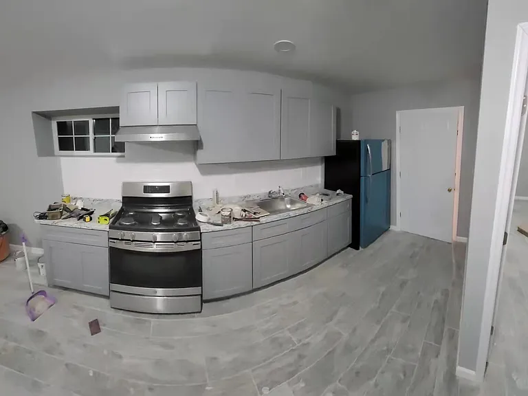 881 N Railroad Ave #1 — Photo 6