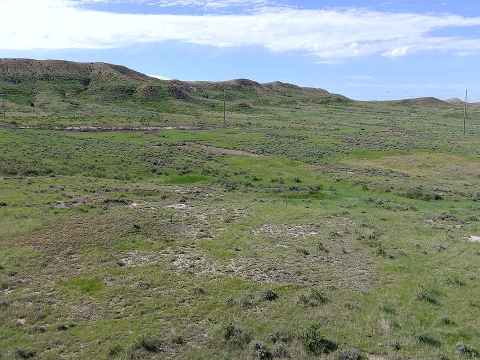 1st image of 2 Horseshoe Rdg