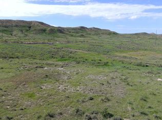 2 Horseshoe Rdg, Newcastle, WY 82701