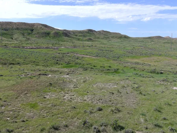 2 Horseshoe Rdg, Newcastle, WY 82701