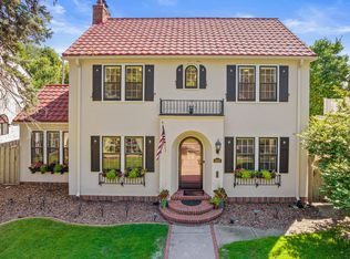 1856 Highland Pkwy, Saint Paul, MN 55116