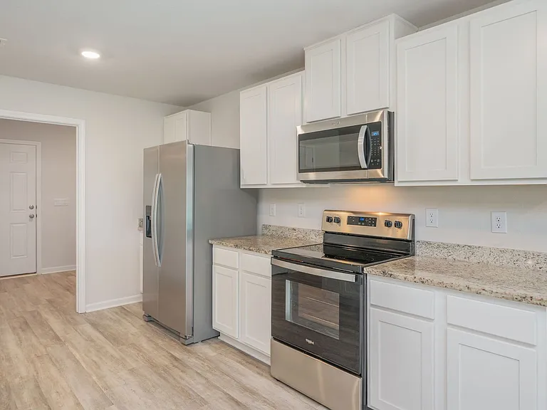 5092 Gaineswood Dr — Photo 14