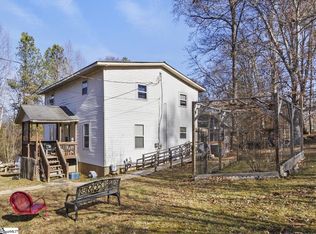 122 Mad Ln, Easley, SC 29640