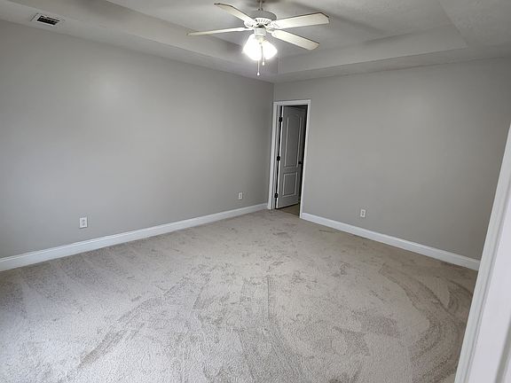 5th image of 803 Landing Dr #1