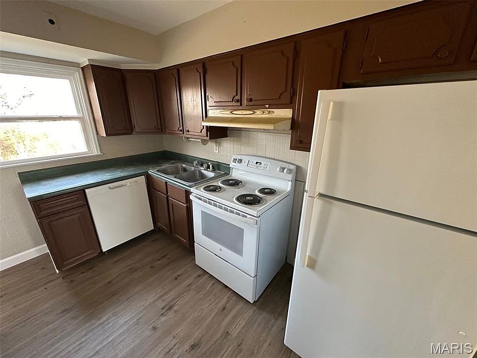 2nd image of 345 Lancashire Rd