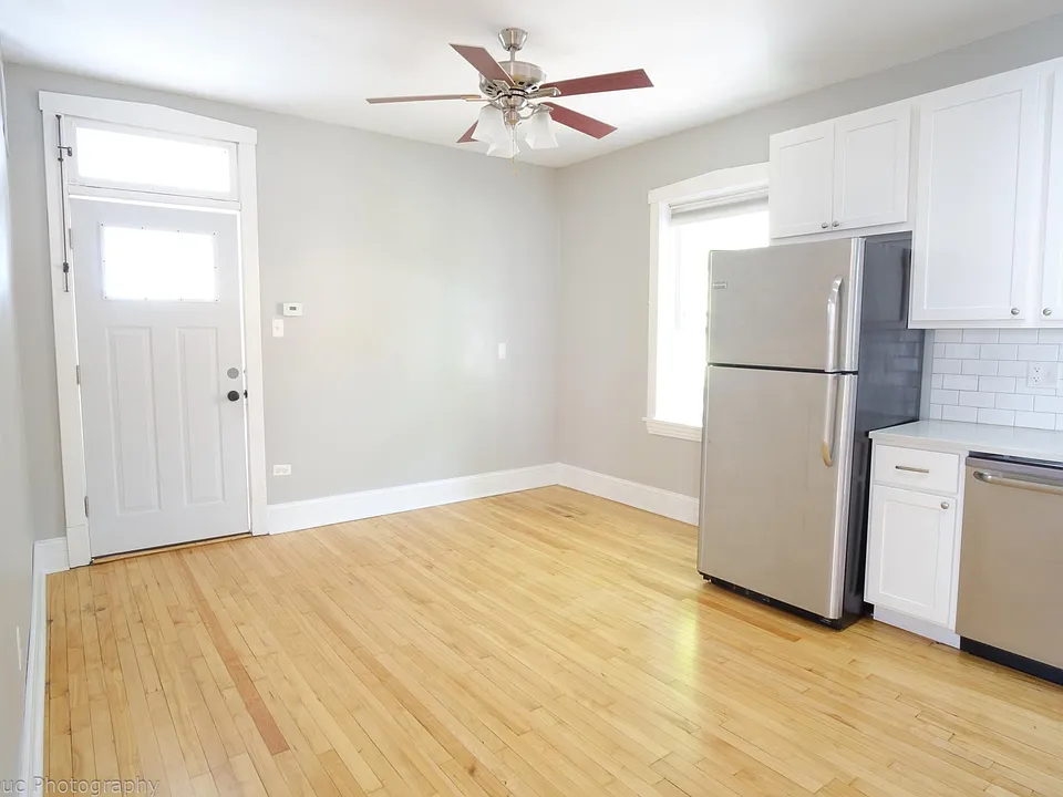 Eat in area of kitchen