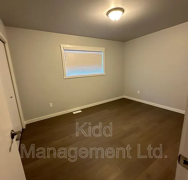 6936 Langer Cres #A — Photo 20