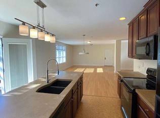 400 N Skyloft Dr, Asheville, NC 28801