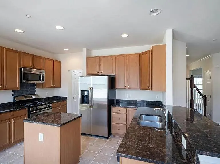 11830 Steeplebush Dr — Photo 6