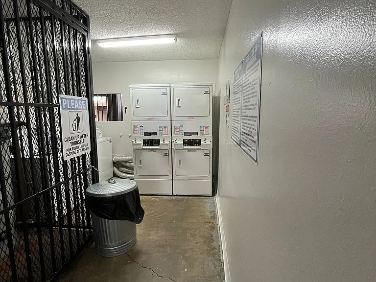 Stone Gate Apartments — Photo 9