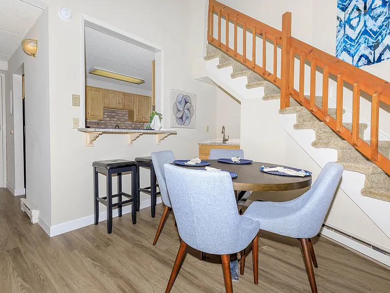 Saratoga Place — Photo 32