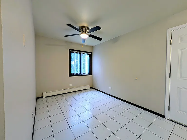 14019 Kilpatrick Ave #3N — Photo 9