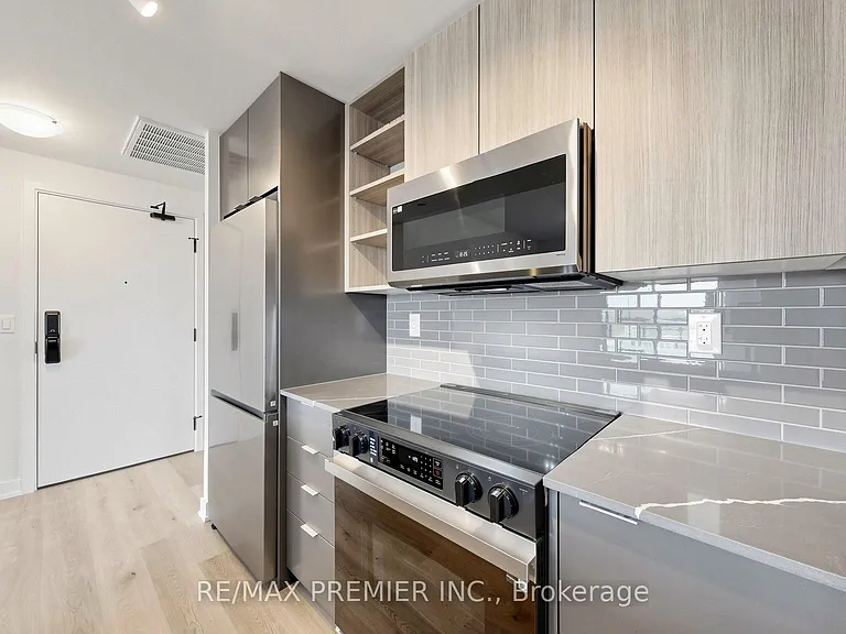 2075 Lakeshore Rd #2001 — Photo 17