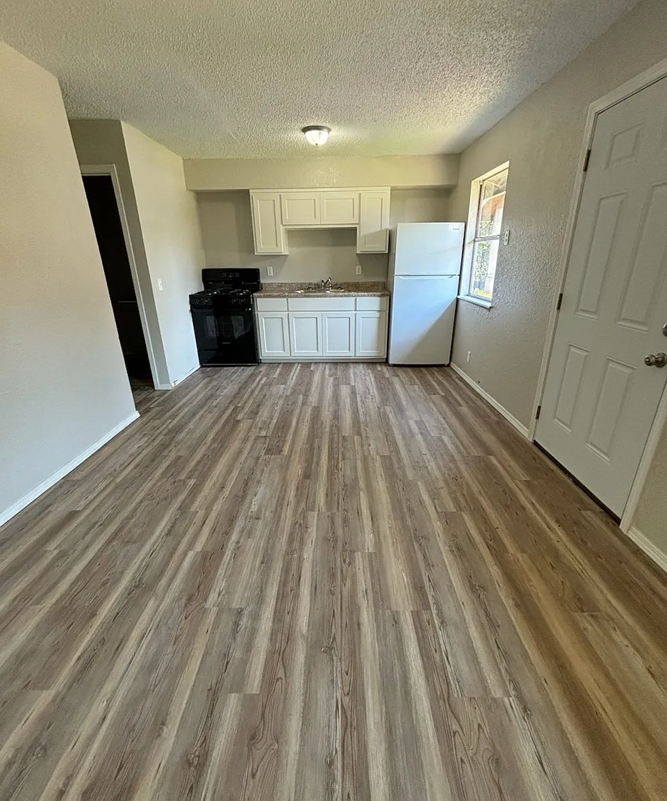 205 Randal - 4 — Photo 4