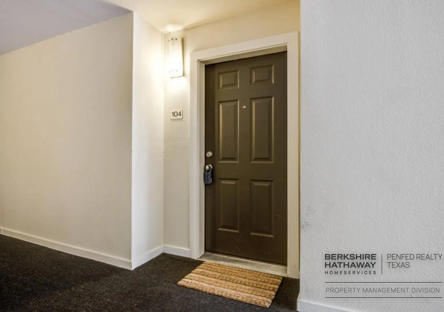 5111 Manett St — Photo 3