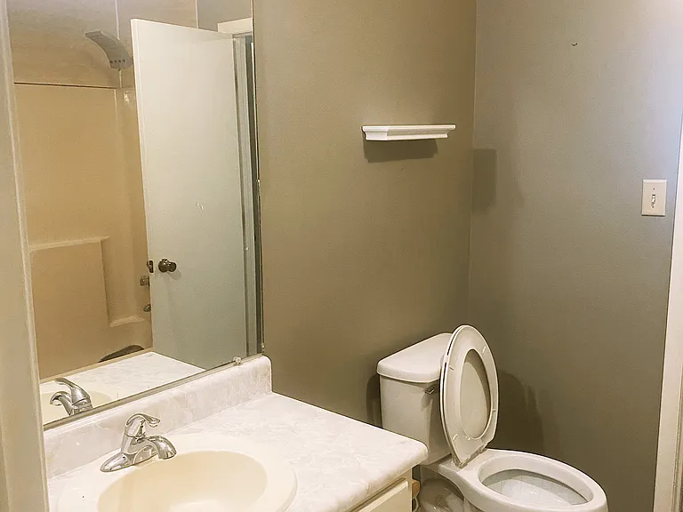 1809 Windover Pl SW #D — Photo 8