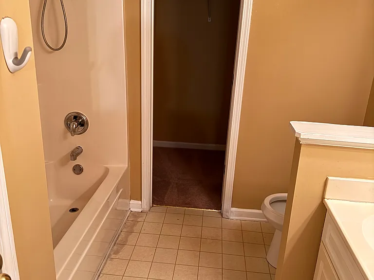 1161 Primrose View Cir — Photo 19