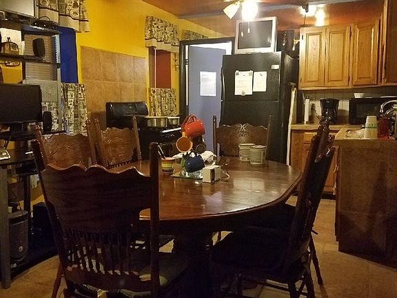 3rd image of 401-405 WASHINGTON Street