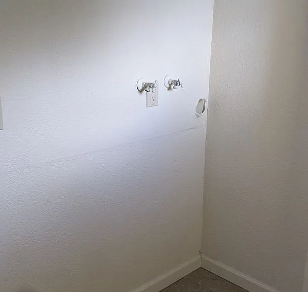 124 Fontana Ave — Photo 13
