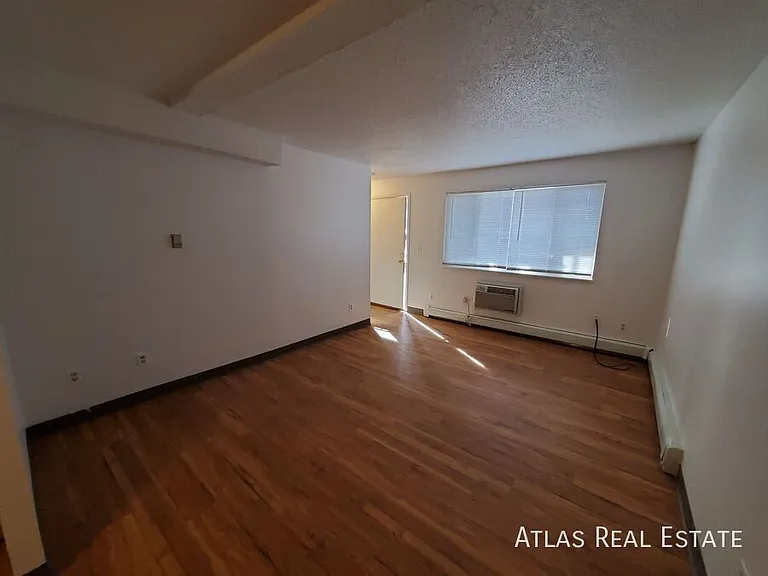 112 Rutgers Avenue — Photo 17