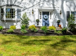 356 Fells Rd, Essex Fells, NJ 07021