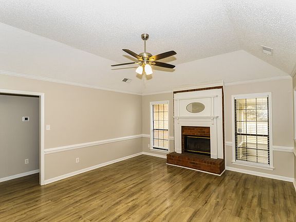 5th image of 8266 Crimson Creek Dr