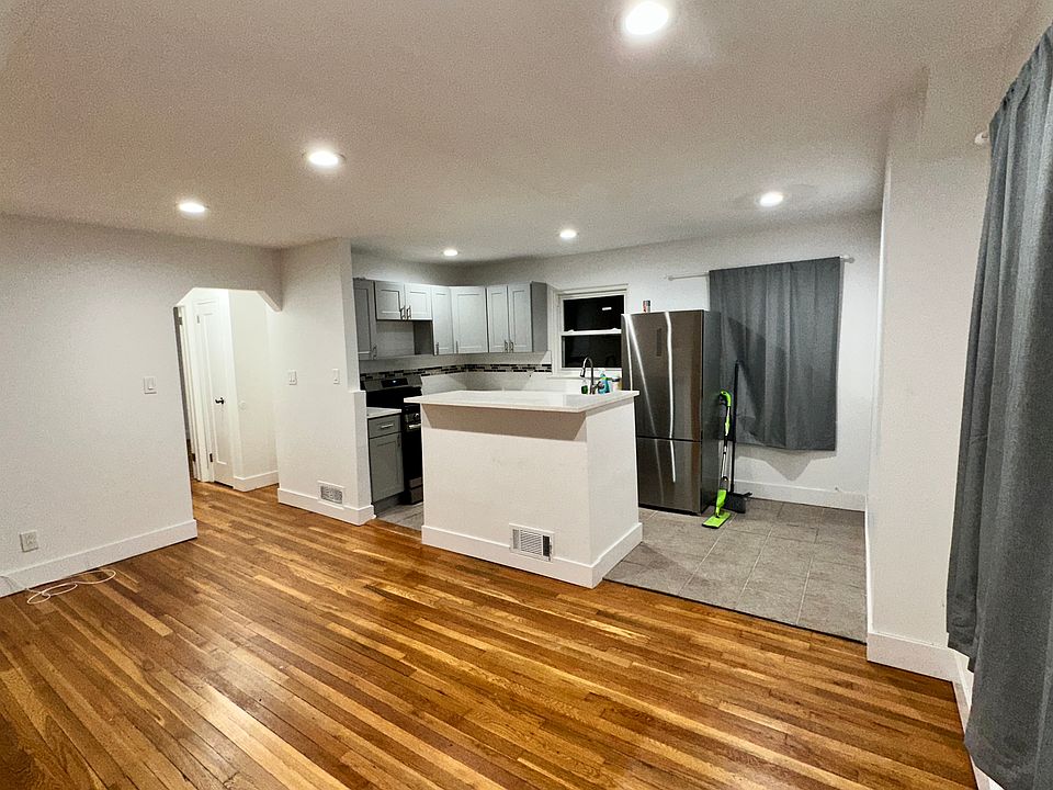 1st image of 12045 200th St