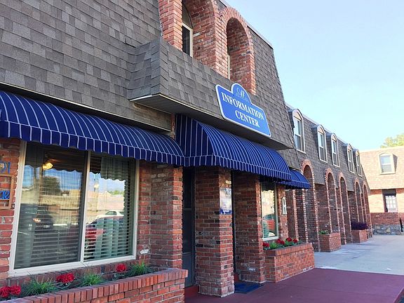 2nd image of 1601 McRae Blvd APT F11