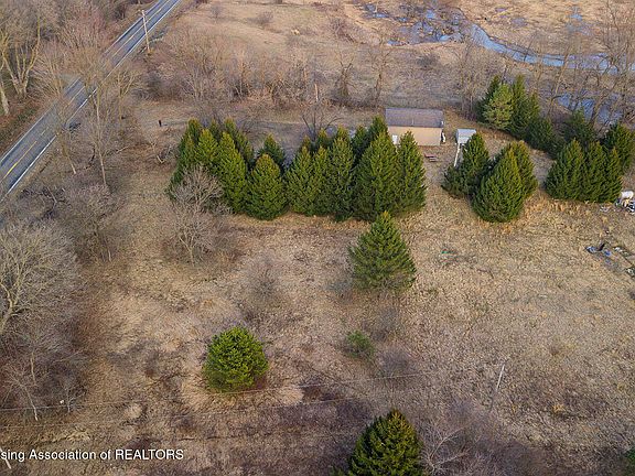 3rd image of 9584 Tasker Rd
