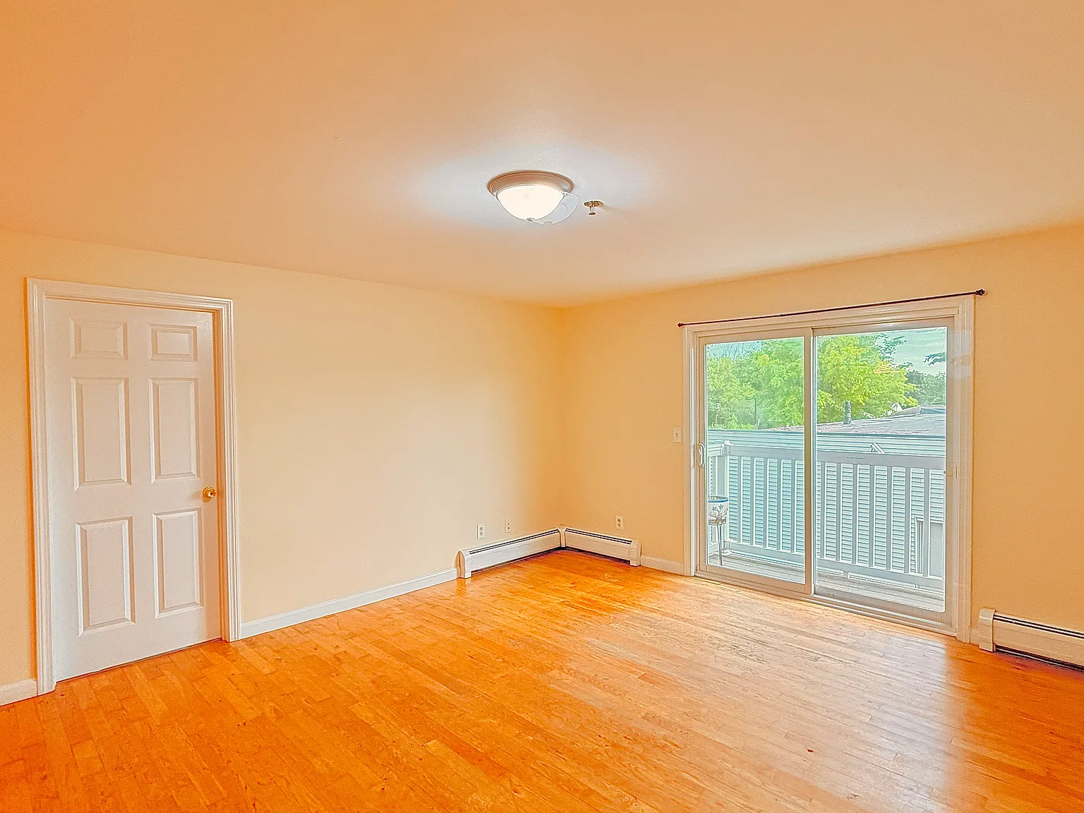 Studio, $1,500 — Photo 4