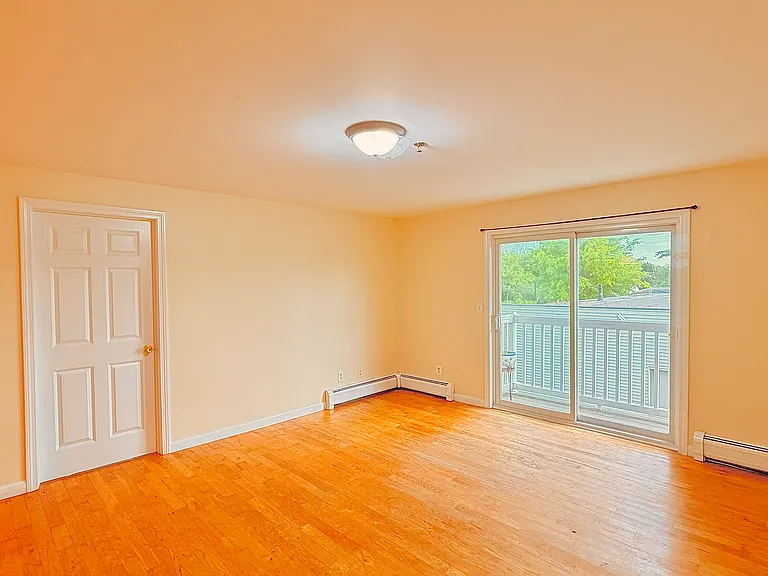 405 Main St #205 — Photo 4