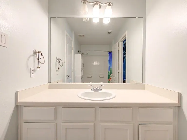 18919 Squirrel Oaks Dr — Photo 33