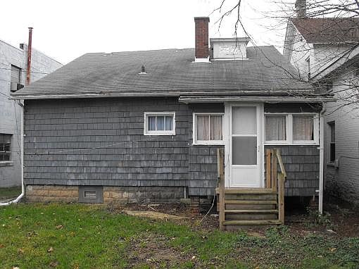 2nd image of 206 S Sandusky St