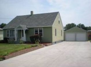 1037 Division St, Beloit, WI 53511