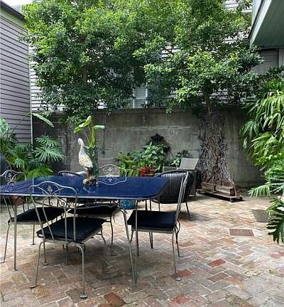 2nd image of 1011 Governor Nicholls St