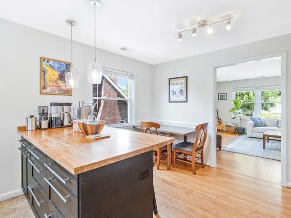 204 N Barton St #2, Arlington, VA 22201