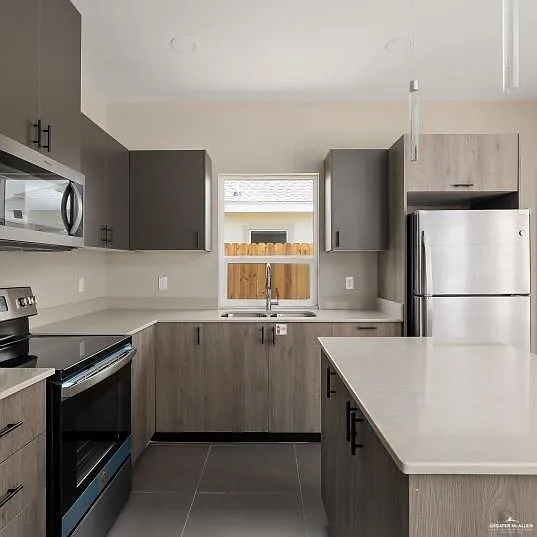5809 Puffin Ave #3 — Photo 6