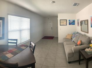 450 Sunlit Coral St, Ruskin, FL 33570