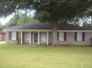 1661 Ranch House Dr, Semmes, AL 36575