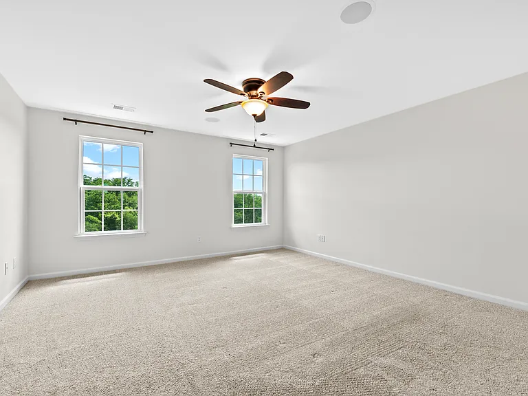 115 Hornbeam Dr — Photo 17