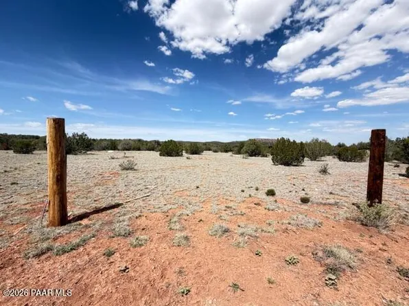 0 W Flor Ln, Seligman, AZ 86337