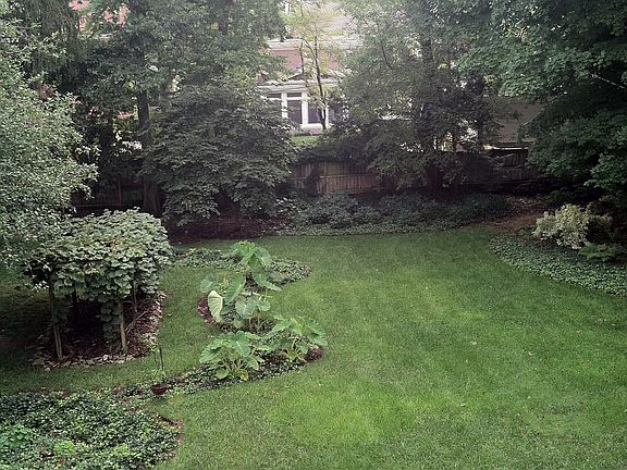2nd image of 212 S Ashland Ave