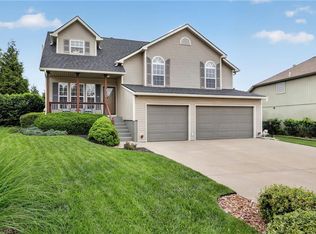 4728 NW 92nd St, Kansas City, MO 64154