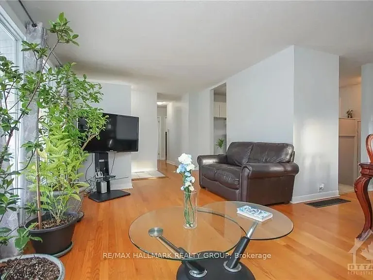 45 Hilliard Ave — Photo 25