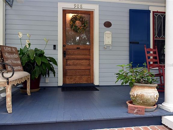 4th image of 908 Magnolia Ave