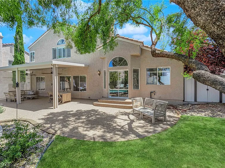 8112 Tropic Isle Cir — Photo 37
