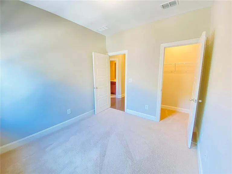 1815 Hislop Ln #8 — Photo 25
